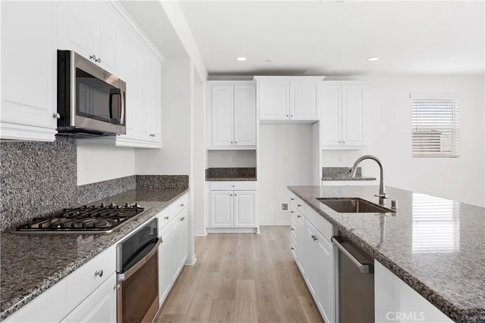 30383 Freeman Menifee, CA 92584