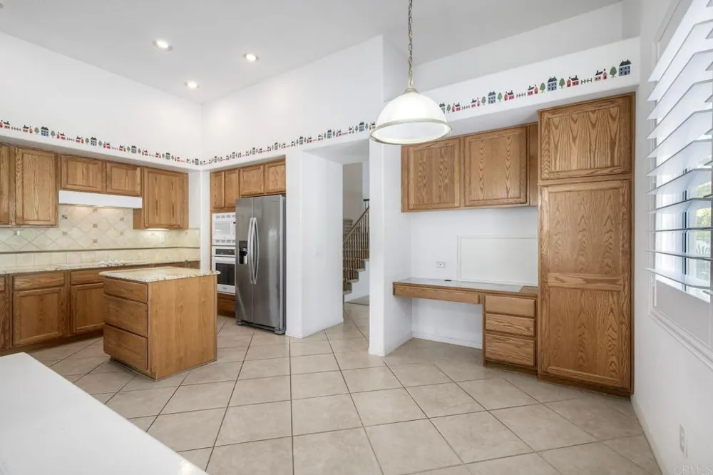 3106 Corte Nina Carlsbad, CA 92009