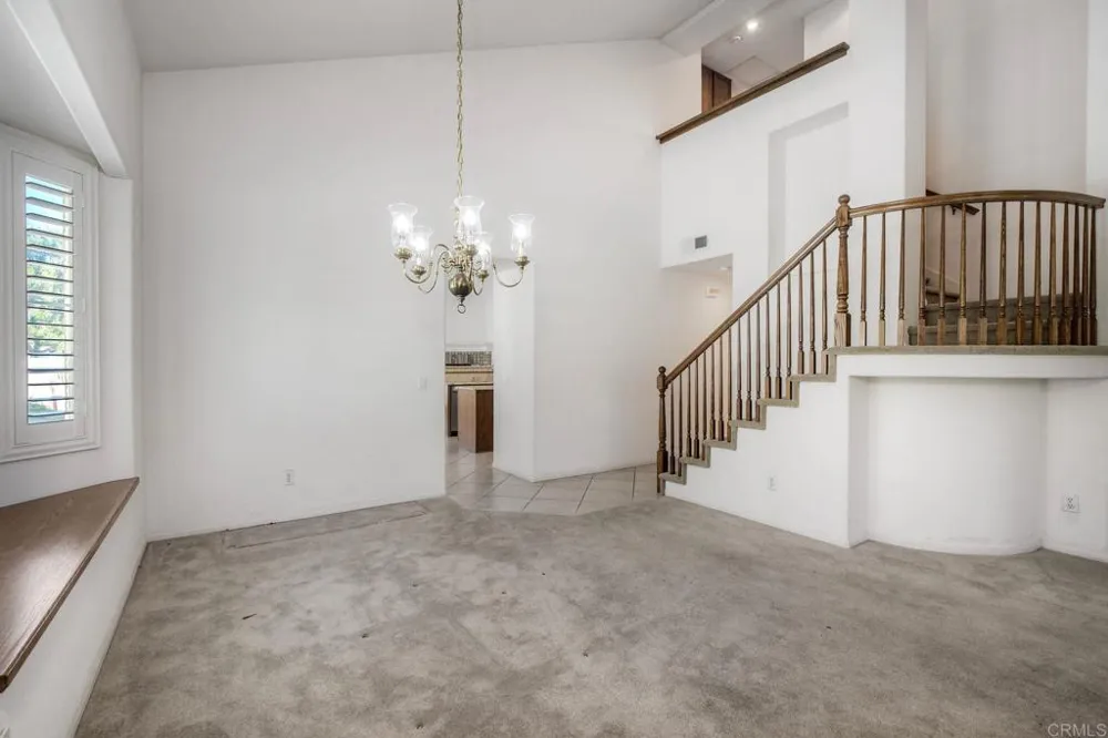 3106 Corte Nina Carlsbad, CA 92009