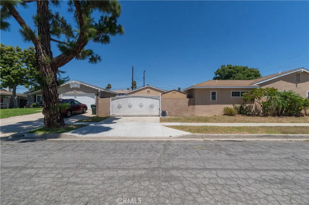 11629 Santa Gertrudes Avenue Whittier, CA 90604