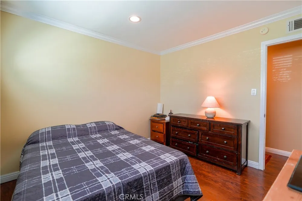 11629 Santa Gertrudes Avenue Whittier, CA 90604