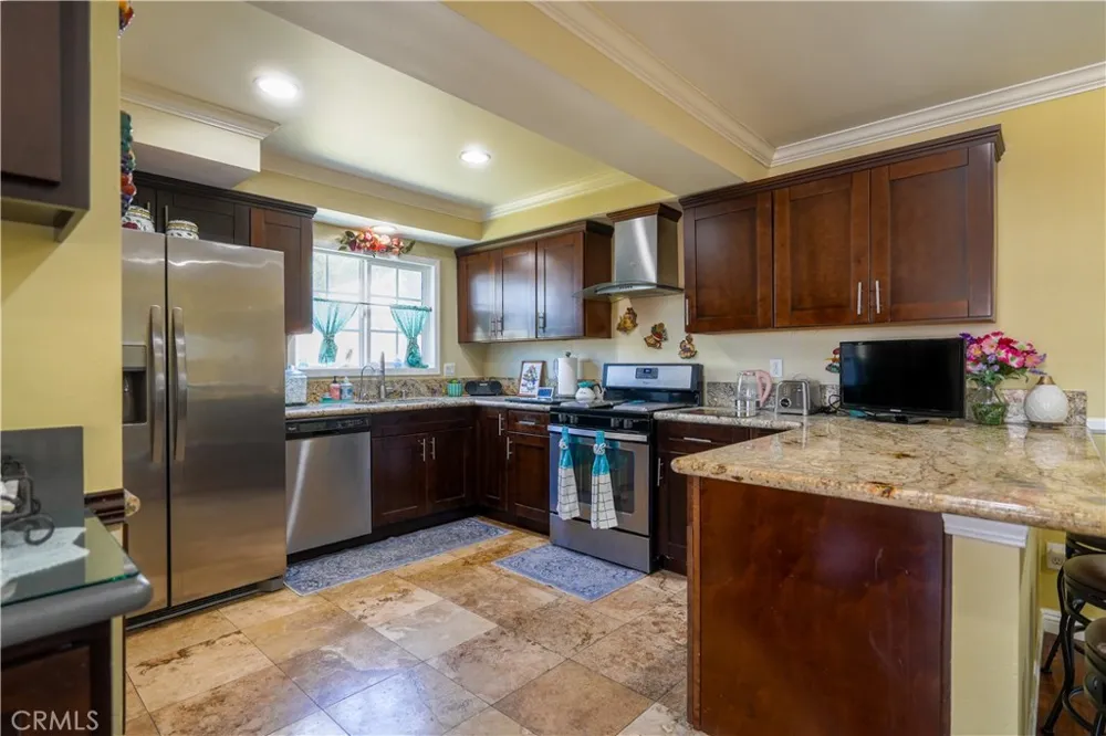 11629 Santa Gertrudes Avenue Whittier, CA 90604
