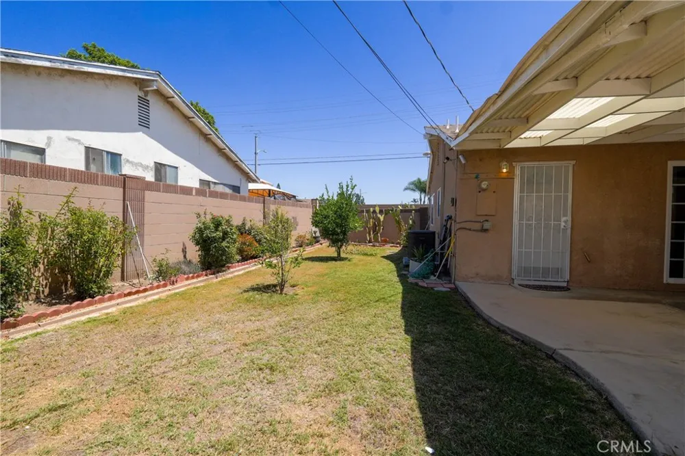 11629 Santa Gertrudes Avenue Whittier, CA 90604