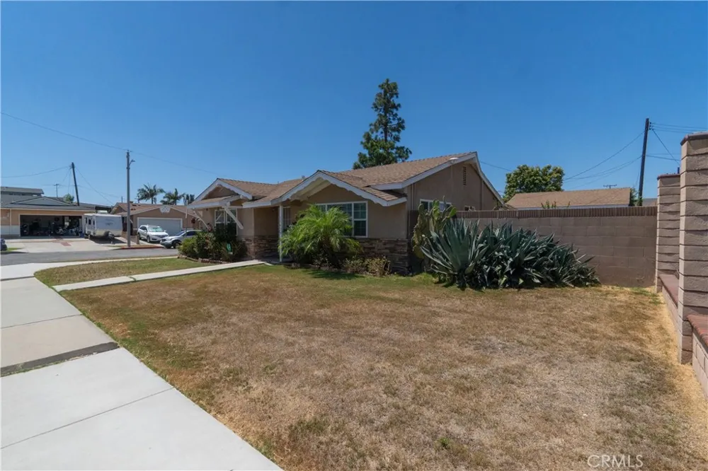 11629 Santa Gertrudes Avenue Whittier, CA 90604