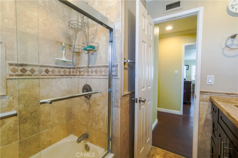 11629 Santa Gertrudes Avenue Whittier, CA 90604