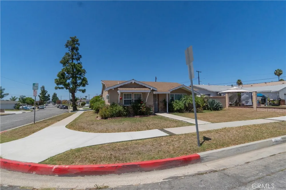 11629 Santa Gertrudes Avenue Whittier, CA 90604