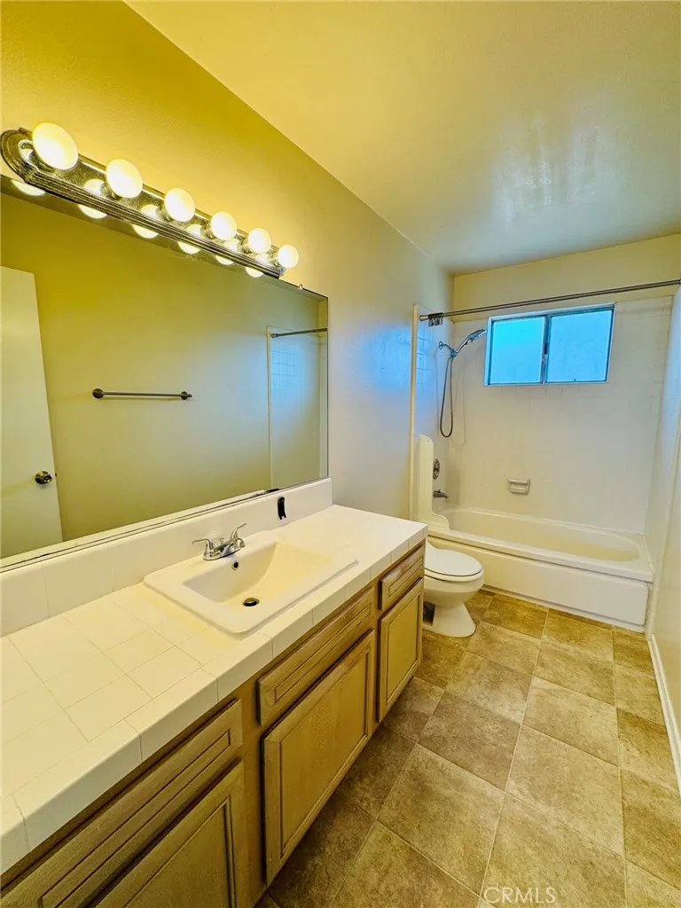 9432 Rambler Huntington Beach, CA 92646