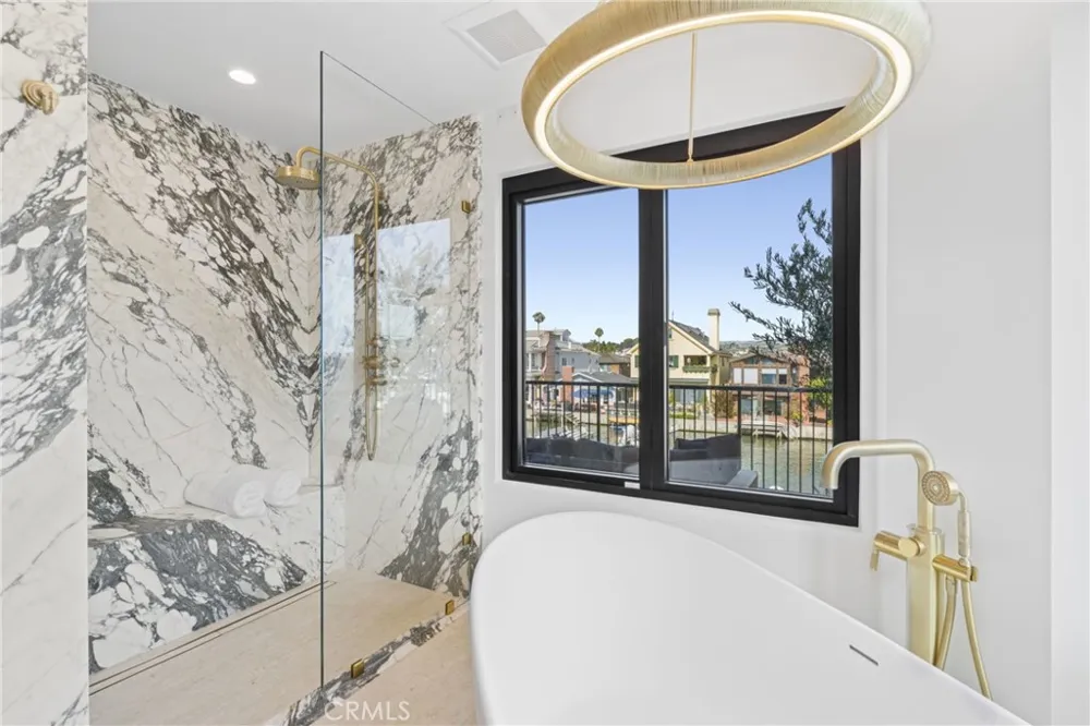 113 Grand Canal Newport Beach, CA 92662