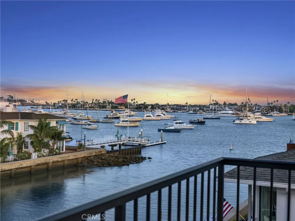 113 Grand Canal Newport Beach, CA 92662