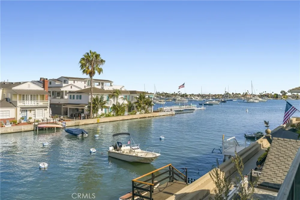 113 Grand Canal Newport Beach, CA 92662