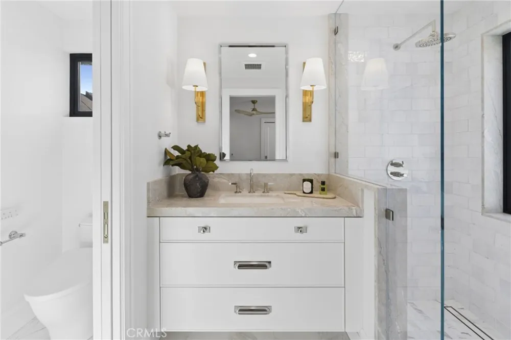 113 Grand Canal Newport Beach, CA 92662