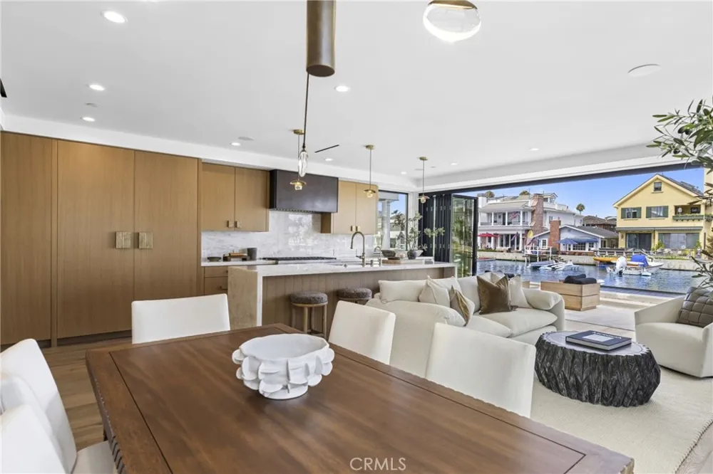 113 Grand Canal Newport Beach, CA 92662