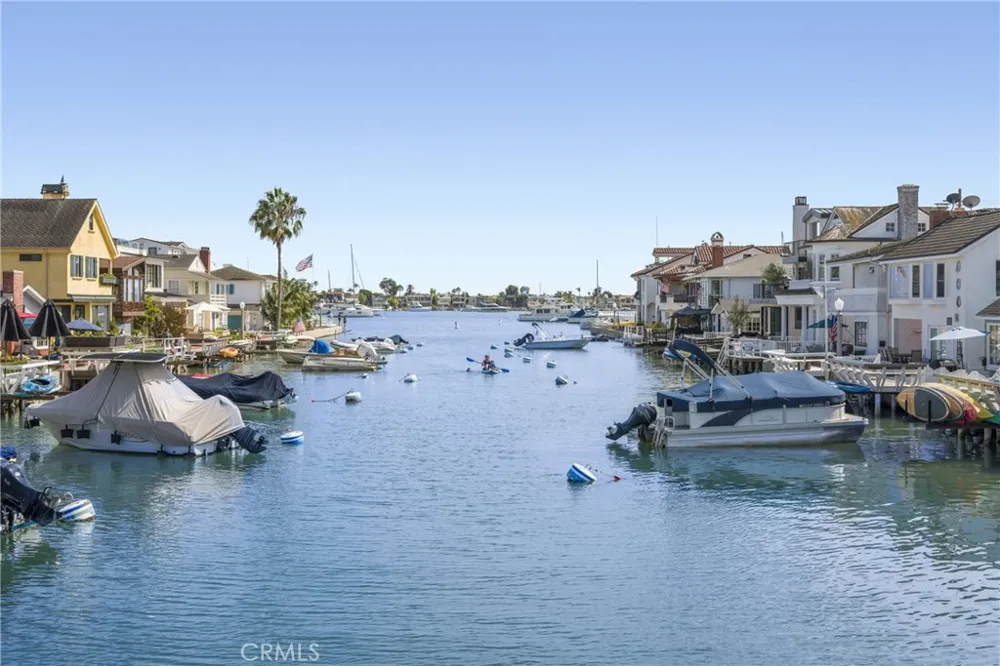 113 Grand Canal Newport Beach, CA 92662