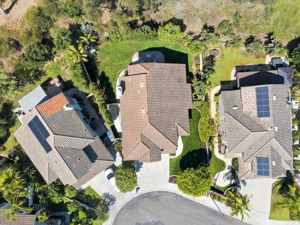 7016 Wildrose Carlsbad, CA 92011