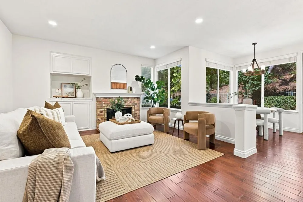 7016 Wildrose Carlsbad, CA 92011