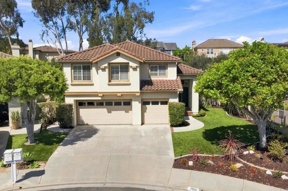 7016 Wildrose Carlsbad, CA 92011