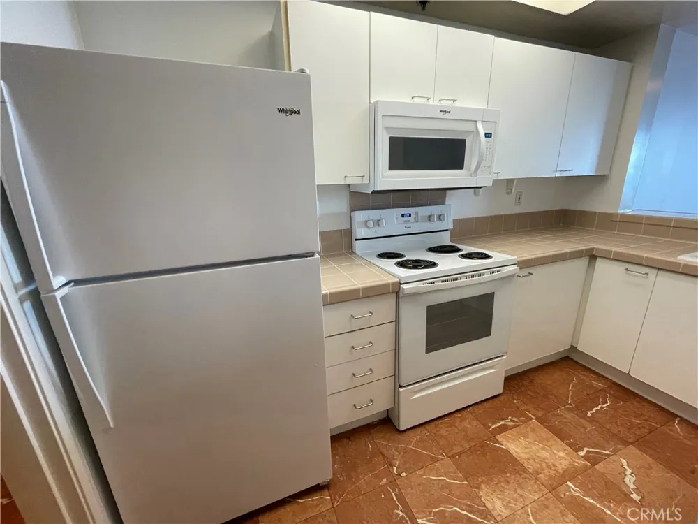 525 E Seaside #1806 Long Beach, CA 90802