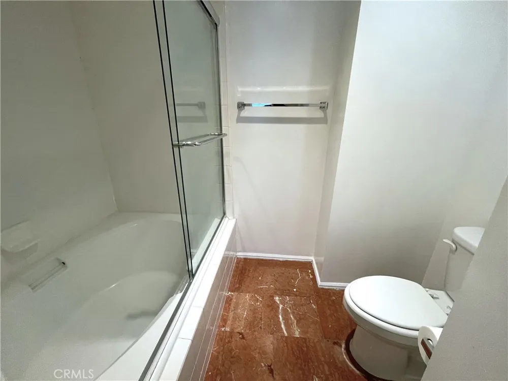 525 E Seaside #1806 Long Beach, CA 90802