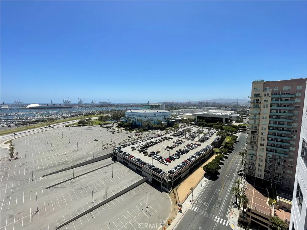 525 E Seaside #1806 Long Beach, CA 90802