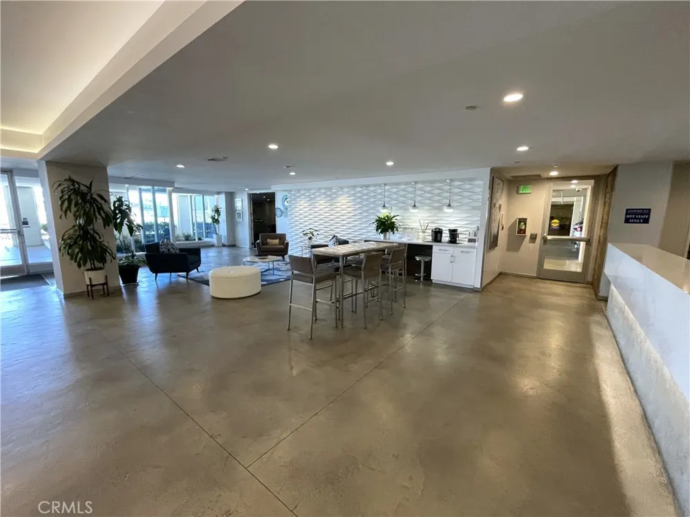 525 E Seaside #1806 Long Beach, CA 90802