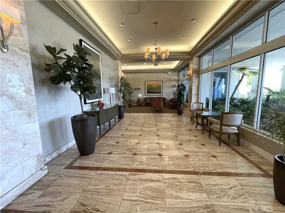 525 E Seaside #1806 Long Beach, CA 90802