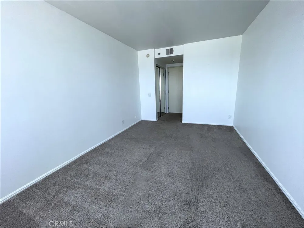 525 E Seaside #1806 Long Beach, CA 90802