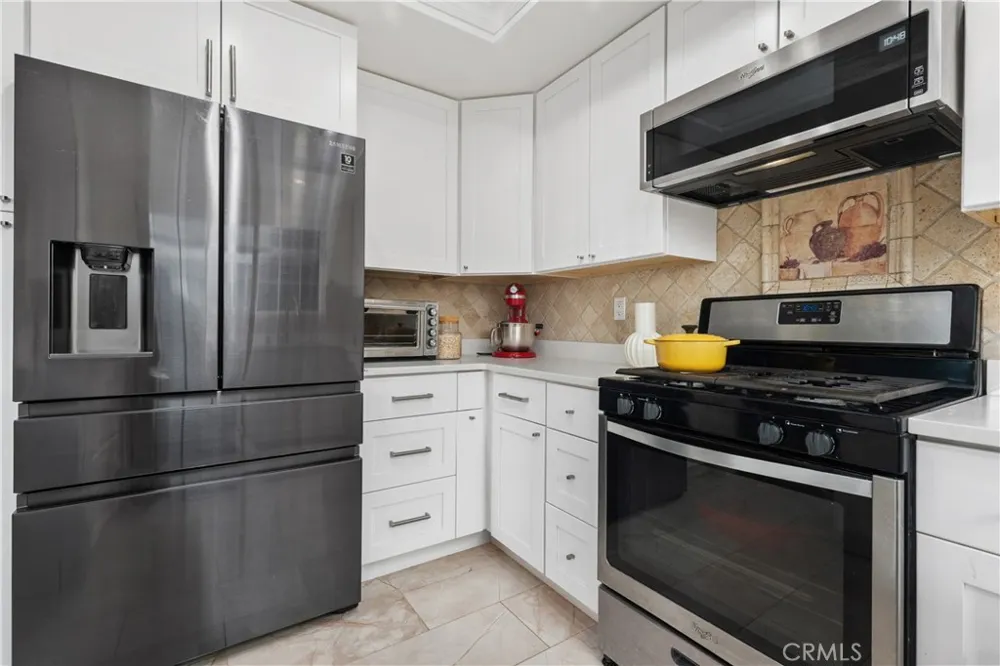 53 Woodleaf Irvine, CA 92614