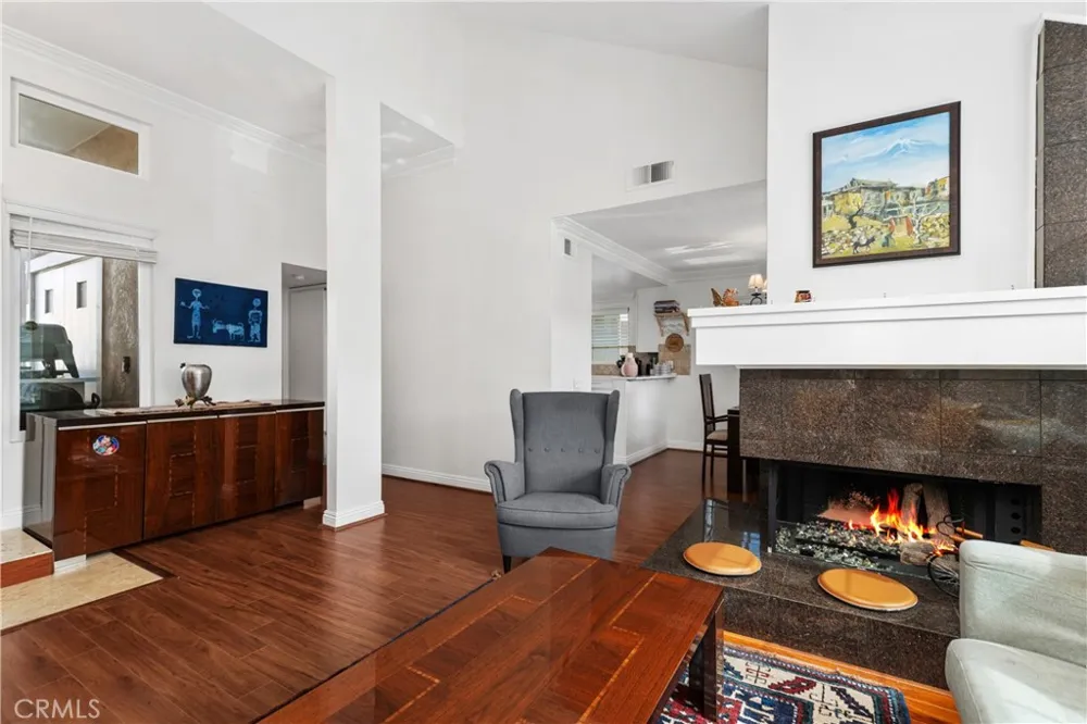 53 Woodleaf Irvine, CA 92614