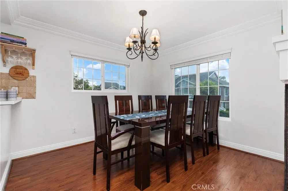 53 Woodleaf Irvine, CA 92614