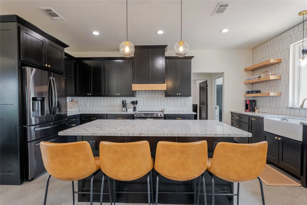 405 Oak Tree Drive Possum Kingdom Lake, TX 76449