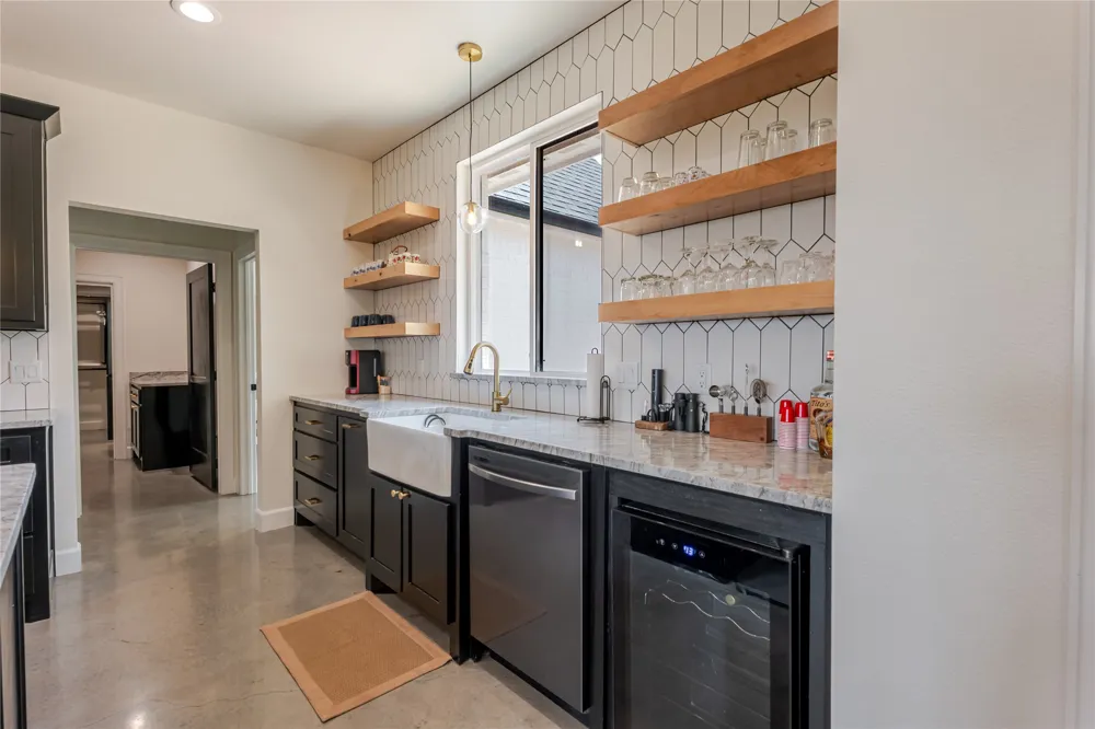 405 Oak Tree Drive Possum Kingdom Lake, TX 76449