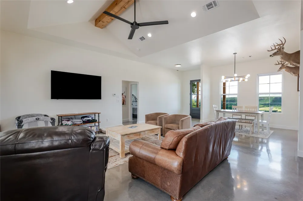 405 Oak Tree Drive Possum Kingdom Lake, TX 76449