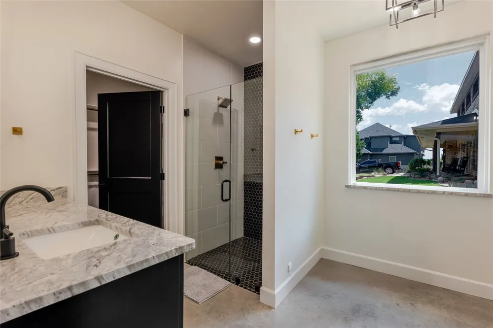 405 Oak Tree Drive Possum Kingdom Lake, TX 76449
