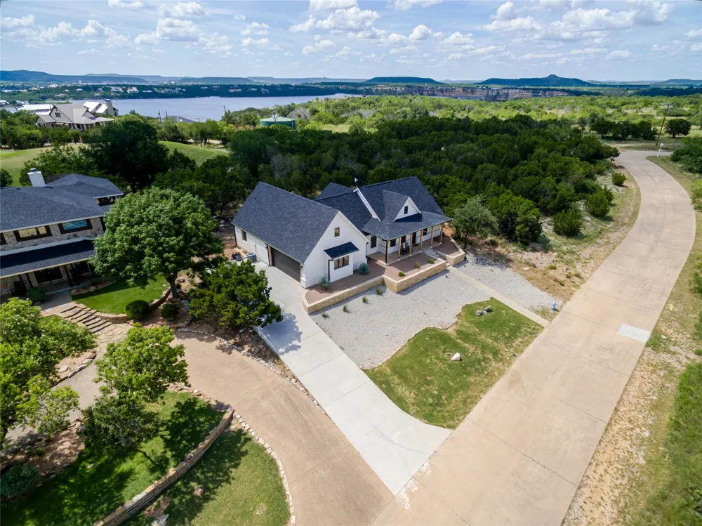 405 Oak Tree Drive Possum Kingdom Lake, TX 76449