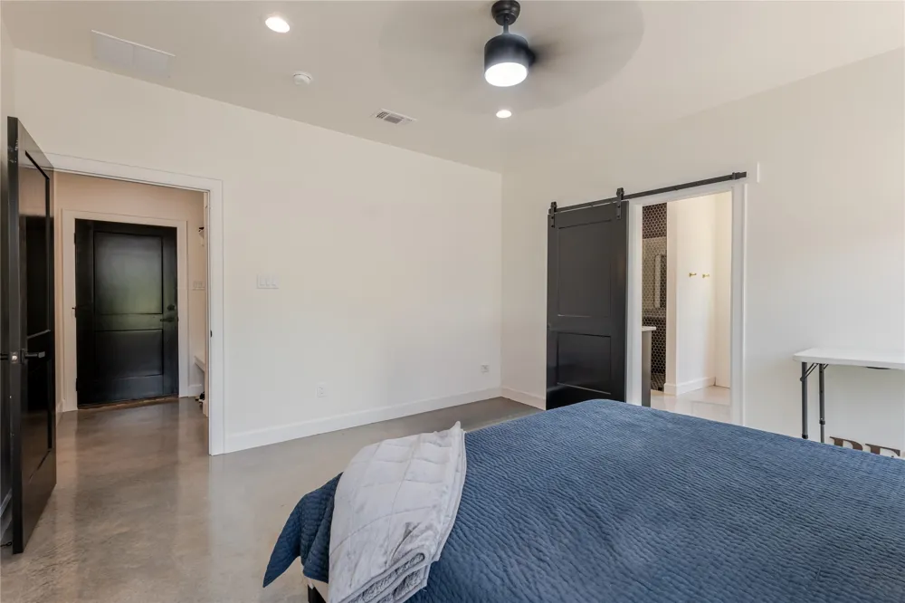 405 Oak Tree Drive Possum Kingdom Lake, TX 76449