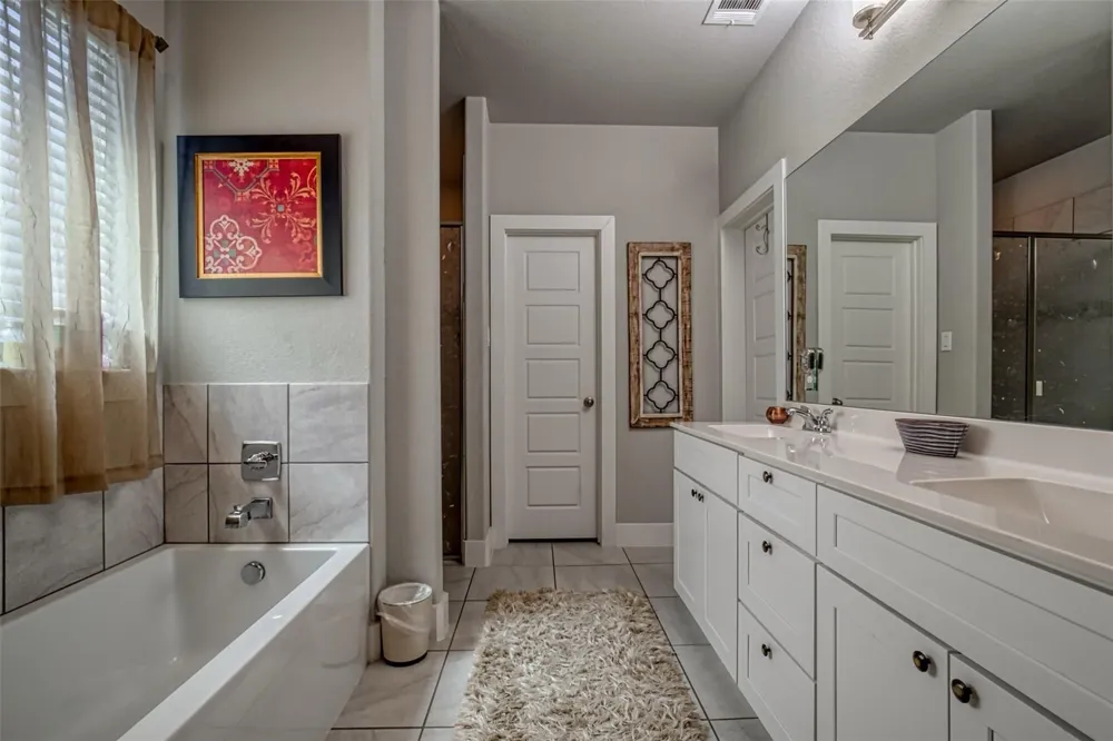 64 Kramer Lane Sanger, TX 76266