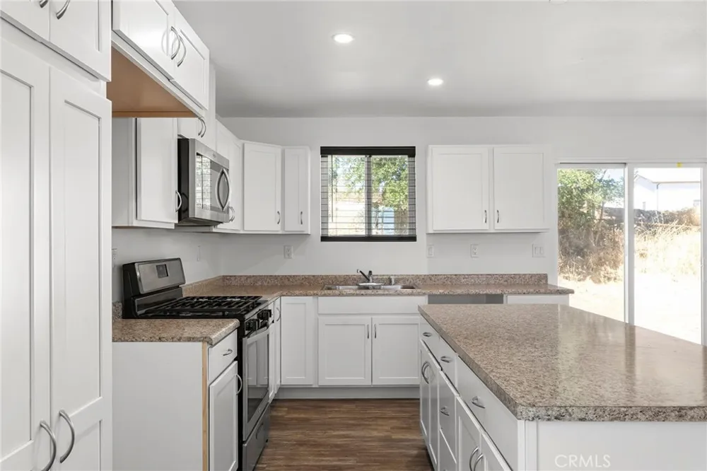 5550 Vista Paradise, CA 95969