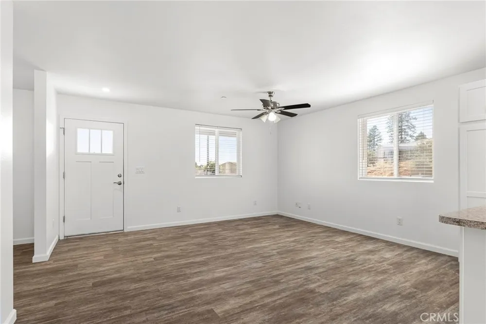 5550 Vista Paradise, CA 95969