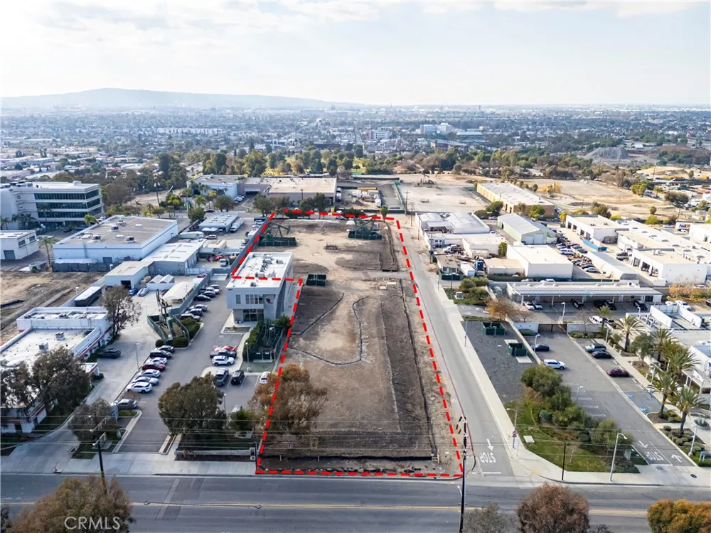 2655 Walnut Signal Hill, CA 90755