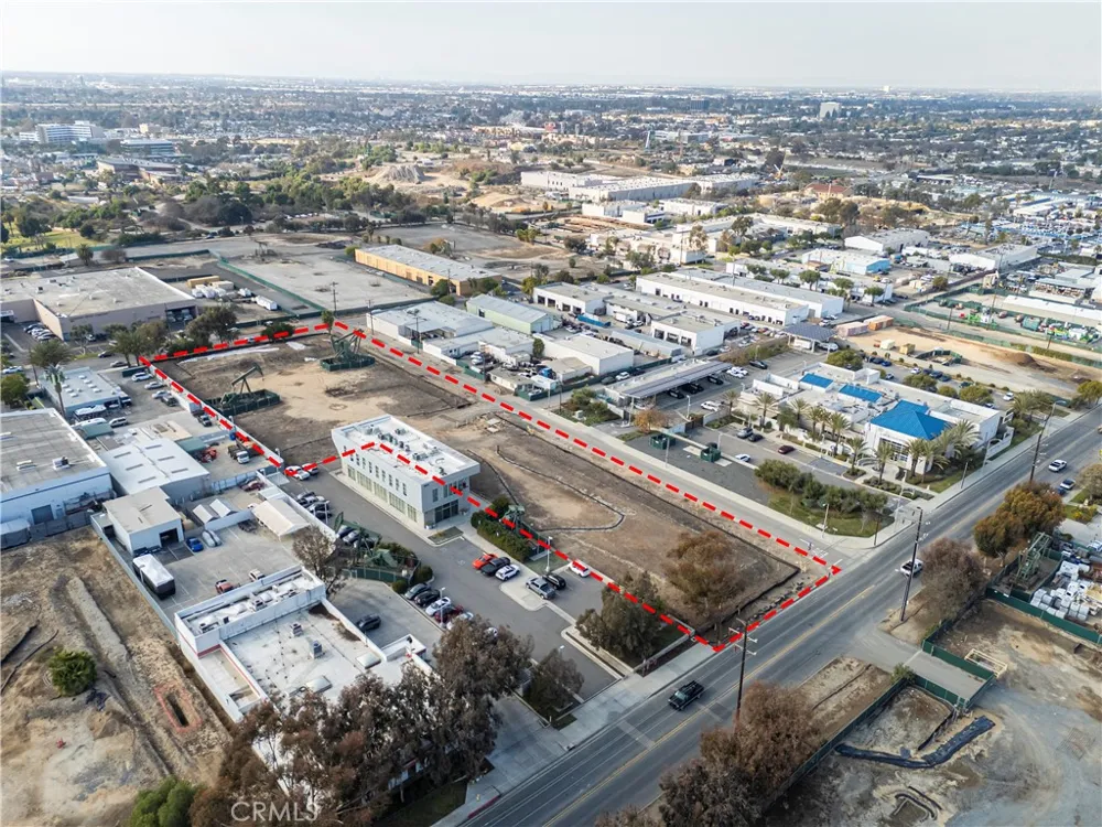2655 Walnut Signal Hill, CA 90755