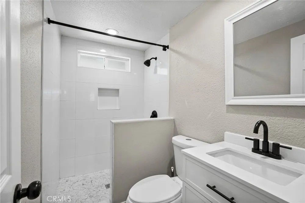 44839 Division St Lancaster, CA 93535