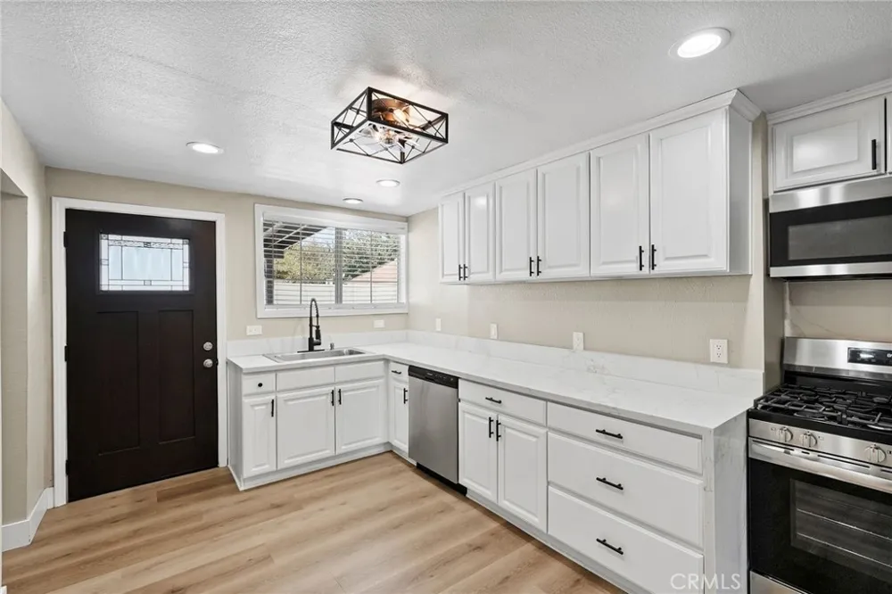 44839 Division St Lancaster, CA 93535