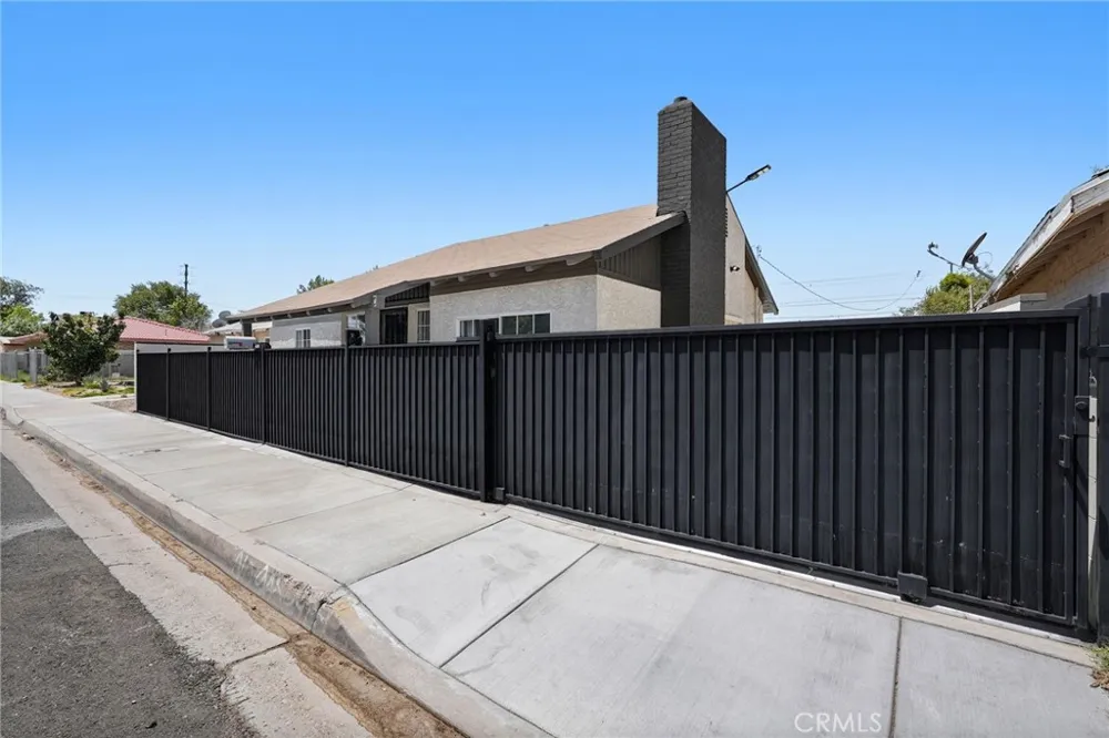 44839 Division St Lancaster, CA 93535