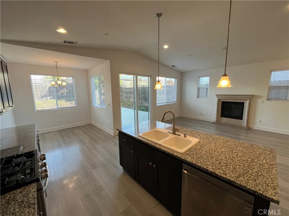 1037 Shultz Santa Maria, CA 93455