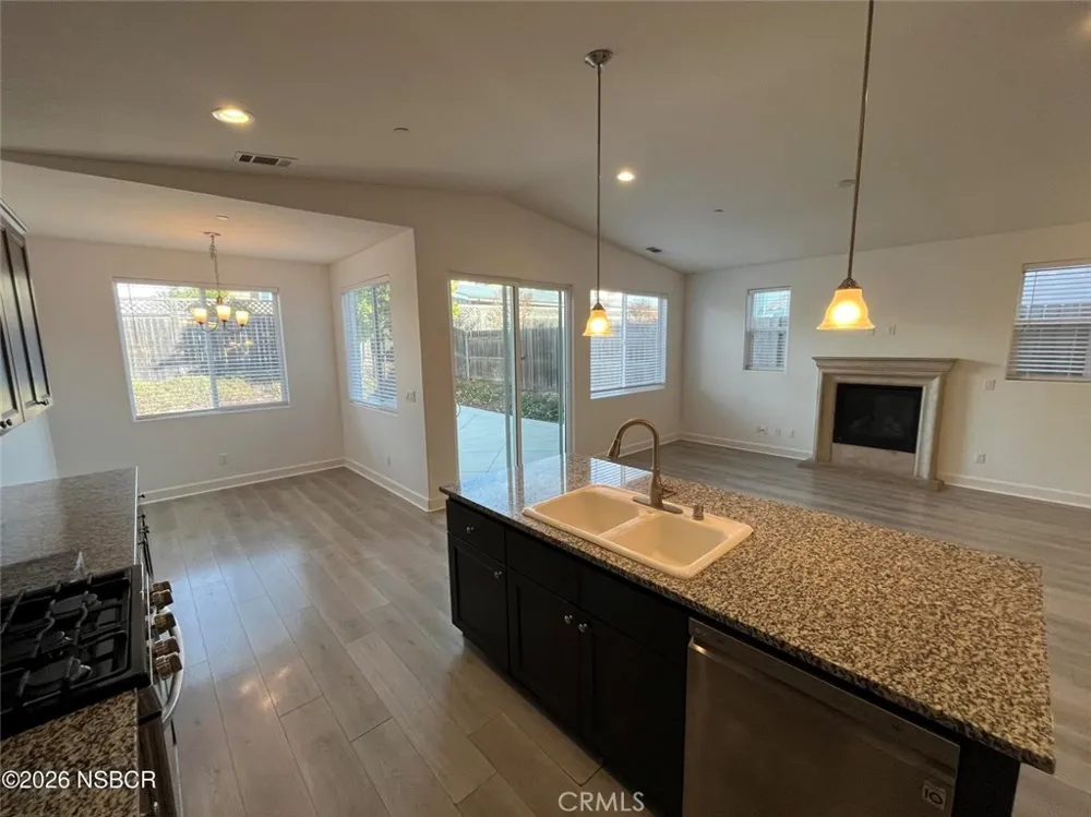 1037 Shultz Santa Maria, CA 93455