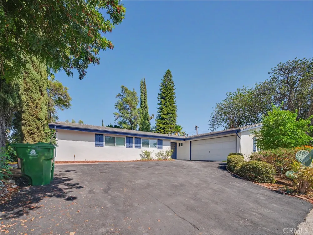 5604 Mason Avenue Woodland Hills, CA 91367