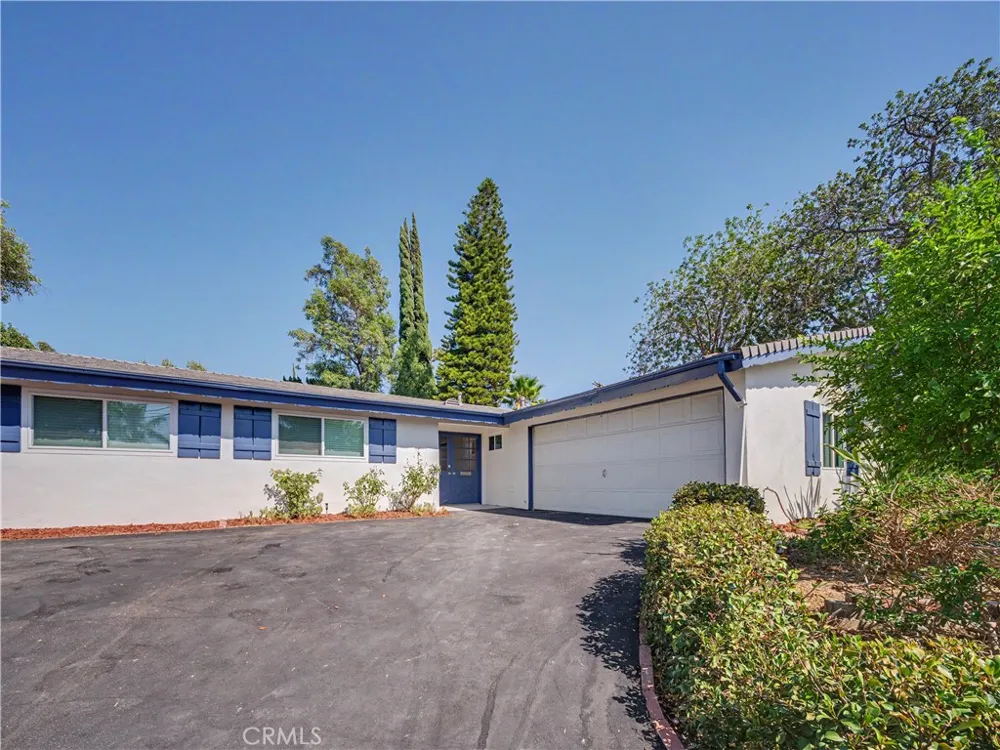 5604 Mason Avenue Woodland Hills, CA 91367
