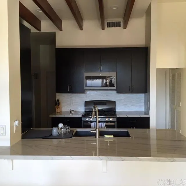 605 Bonair place La Jolla, CA 92037