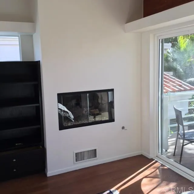605 Bonair place La Jolla, CA 92037