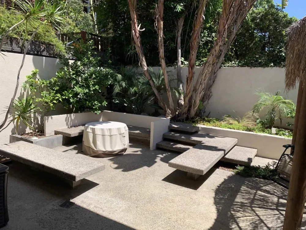 605 Bonair place La Jolla, CA 92037